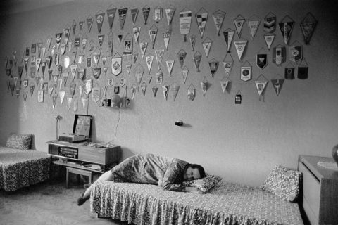 Lidé, doma.   Praha, 70. léta. ~ Iren Stehli